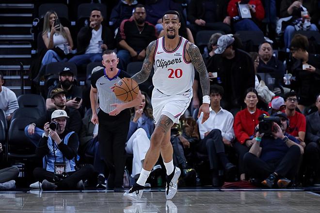 快船力克勇士终结两连败 科林斯准两双助球队冲