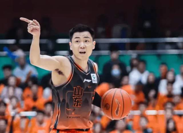 辽宁80-75力克山东，山东进攻无序遭质疑